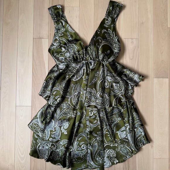 Y2K Satin Paisley Dress – Tiered, Padded Bra, Made in USA - Picture 2 of 8